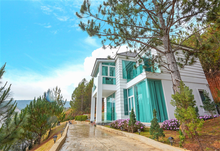 Villa cao cấp 4 Phòng Ngủ Hướng Hồ